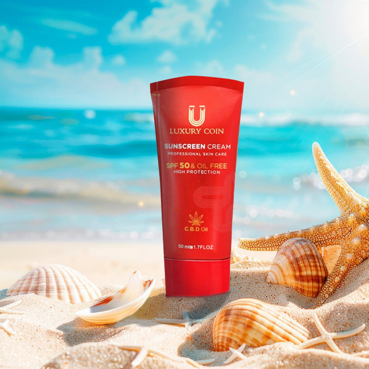 کرم ضدآفتاب بدون رنگ لاکچری کوین، مدل SPF50، مناسب انواع پوست، حجم 50 میلیلیتر، ضد آب، محافظت کننده در برابر اشعه UVA ،UVB، ضد پیری پوست، فاقد چربی، مرطوب کننده، تقویتکننده ساختار پوست، با ماندگاری 2 ساعته